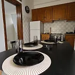 στην Marilena διακοπές στη στουπα 아파트