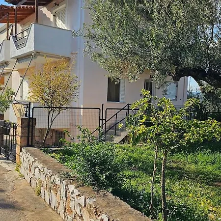 아파트 στην Marilena διακοπές στη στουπα *